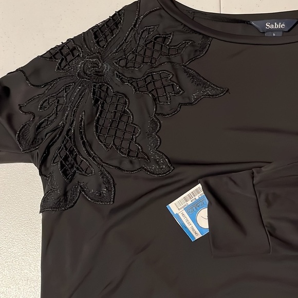 Sable Knit top, black with embroidery , size small - Picture 8 of 9